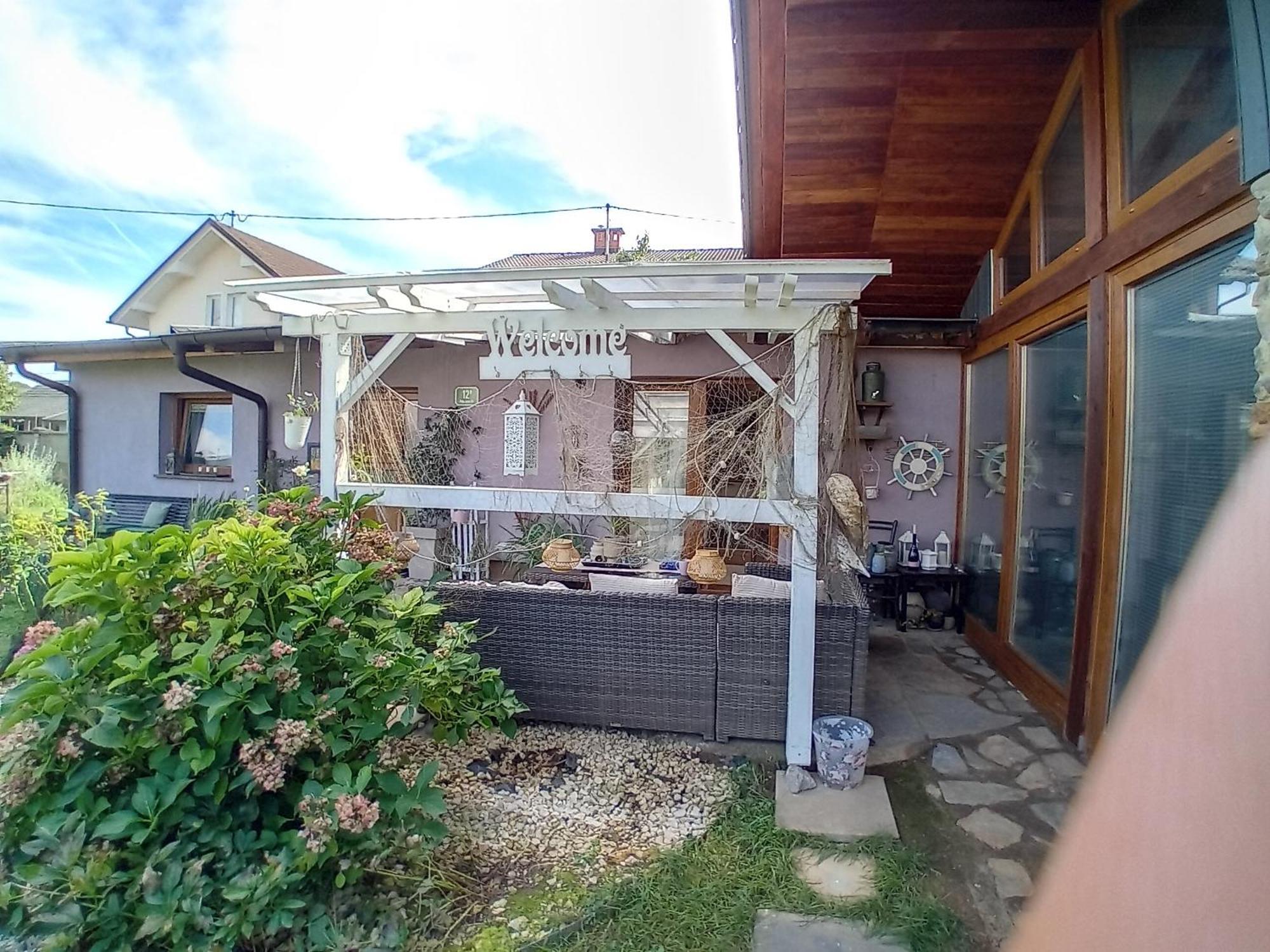 Art Room With Outdoor Living לובליאנה מראה חיצוני תמונה